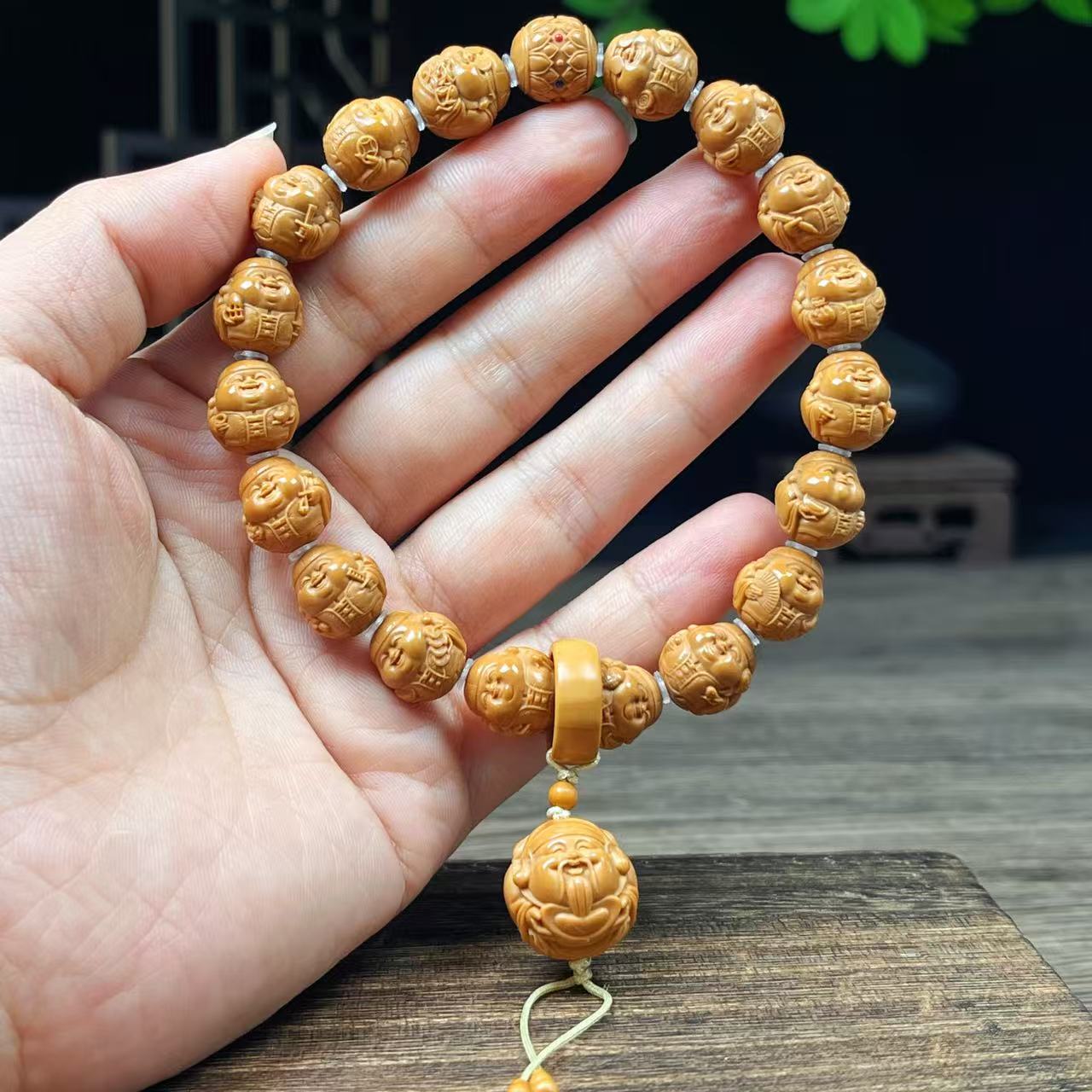 猴头核桃1.1小地主坠财神跑环+镶嵌款珠 文玩手串