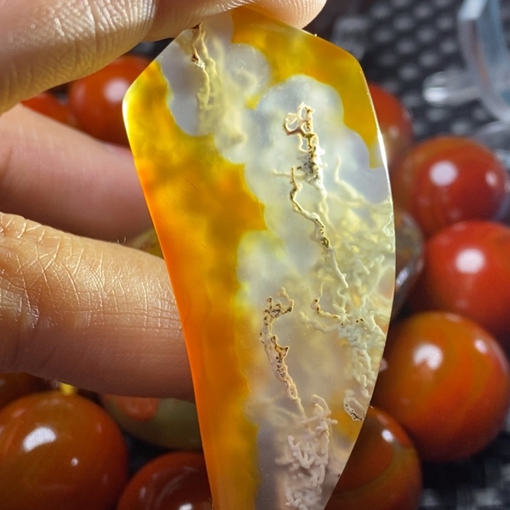 玛瑙/玉髓颈饰未镶嵌