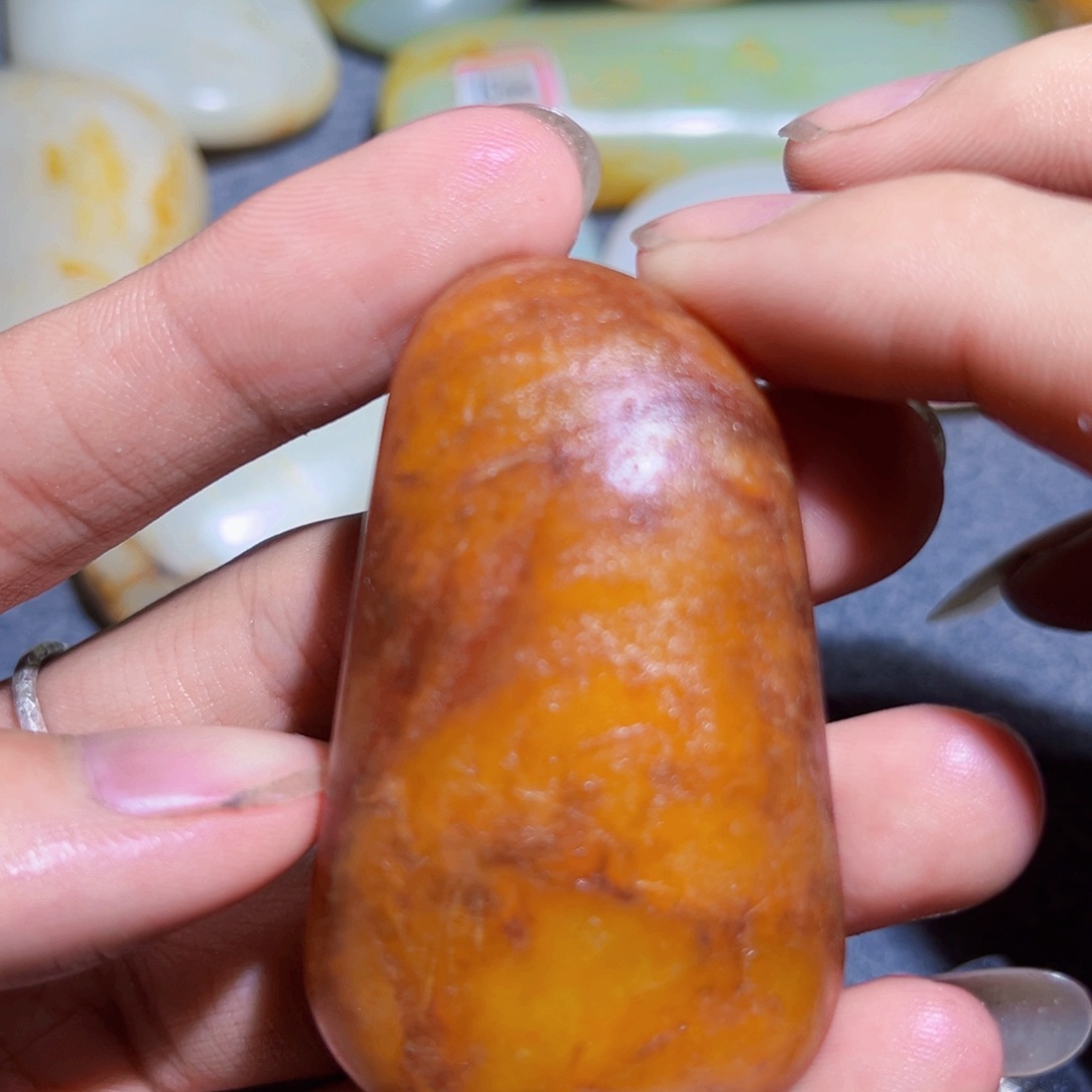 和田玉未镶嵌珠宝奇石