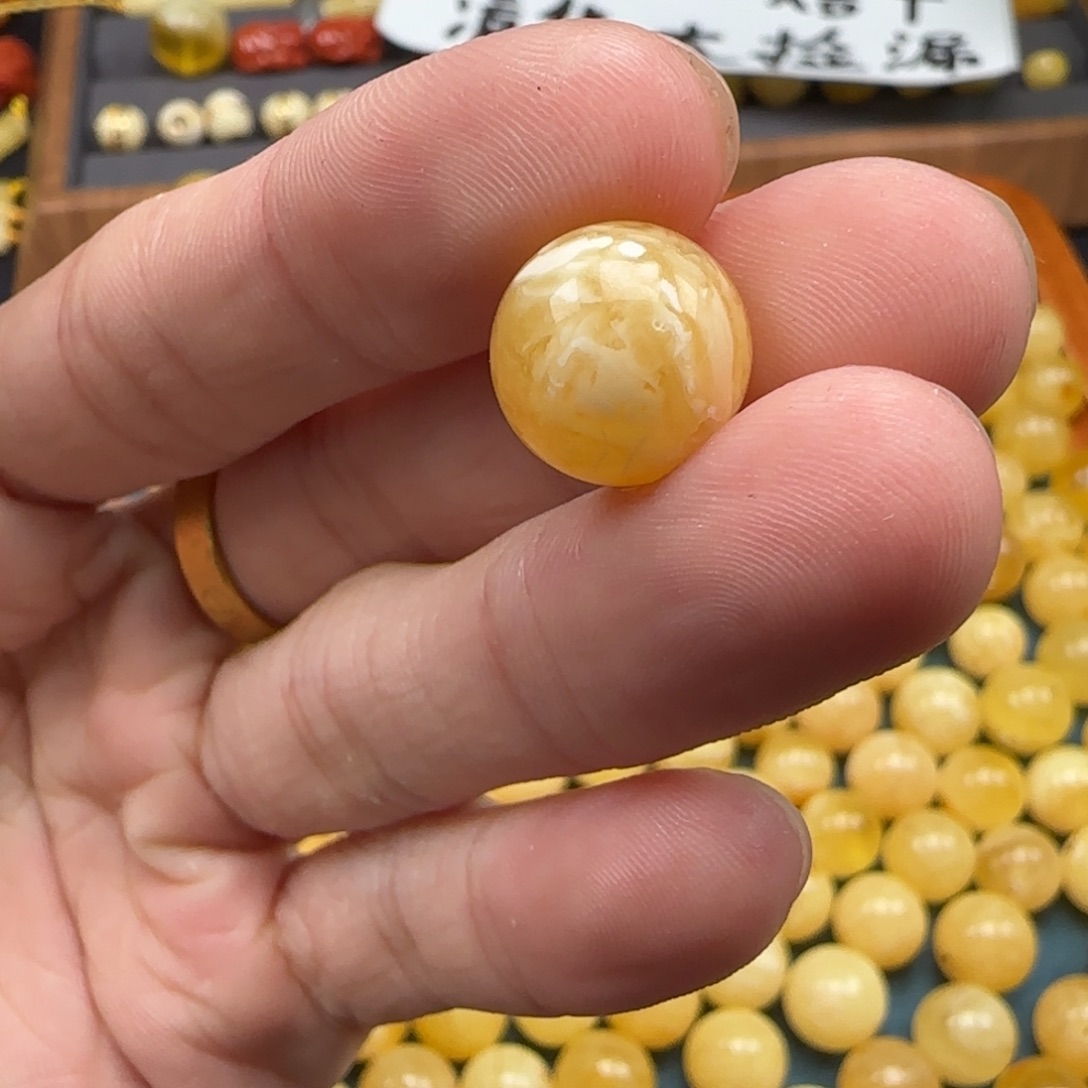 蜜蜡裸石未镶嵌天然b56