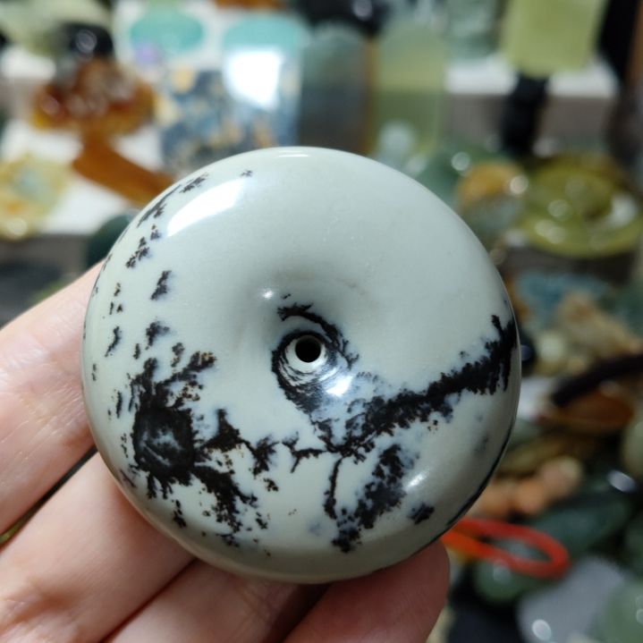 秋***姿和田玉未镶嵌珠宝奇石