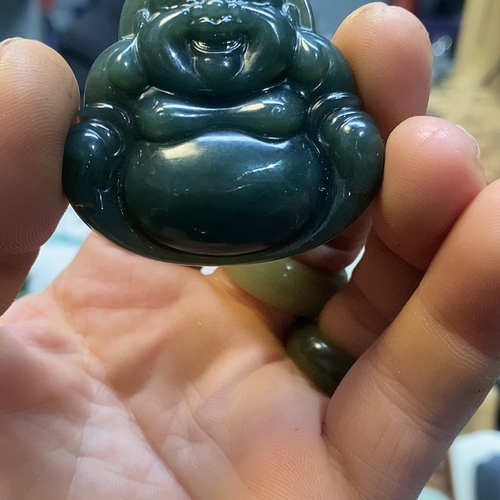 颈饰未镶嵌和田玉（糖玉）