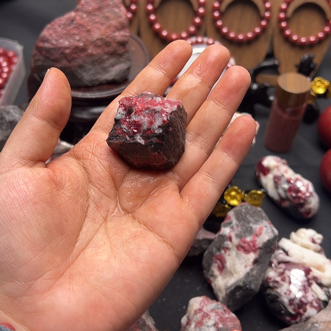 天然辰砂天然朱砂矿石