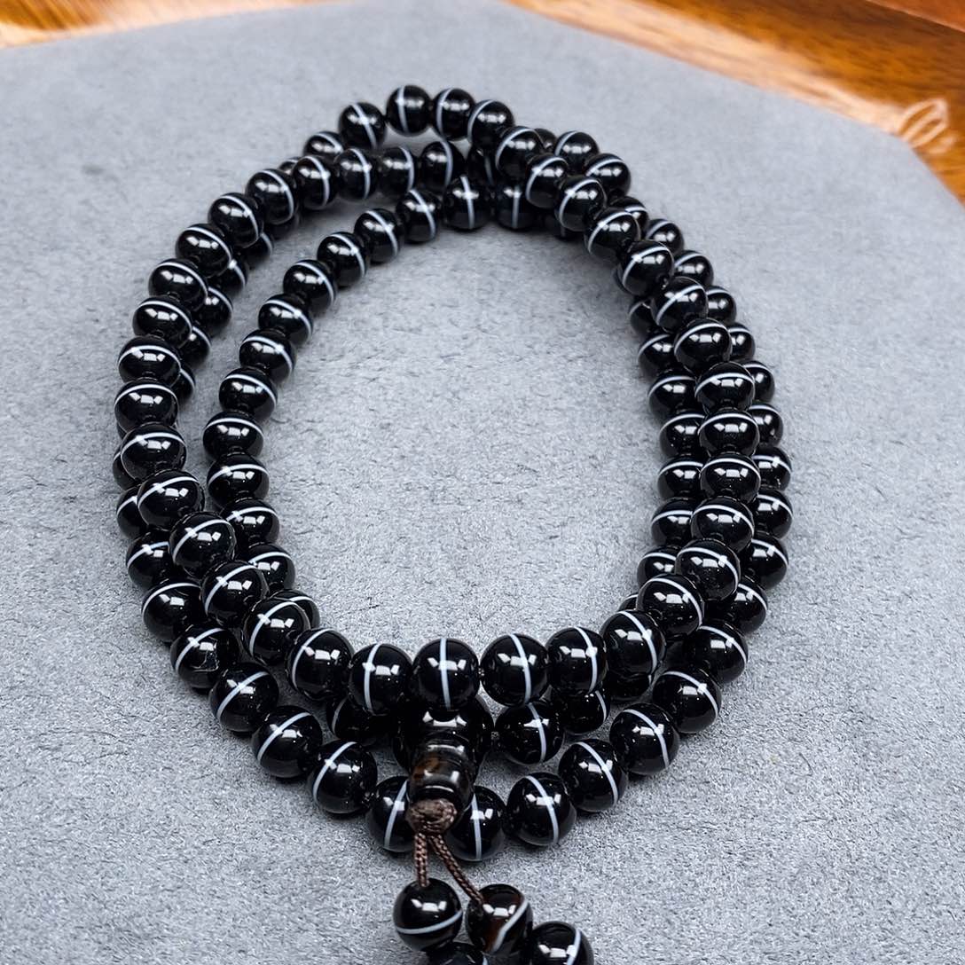 毛***。玛瑙/玉髓未镶嵌手链