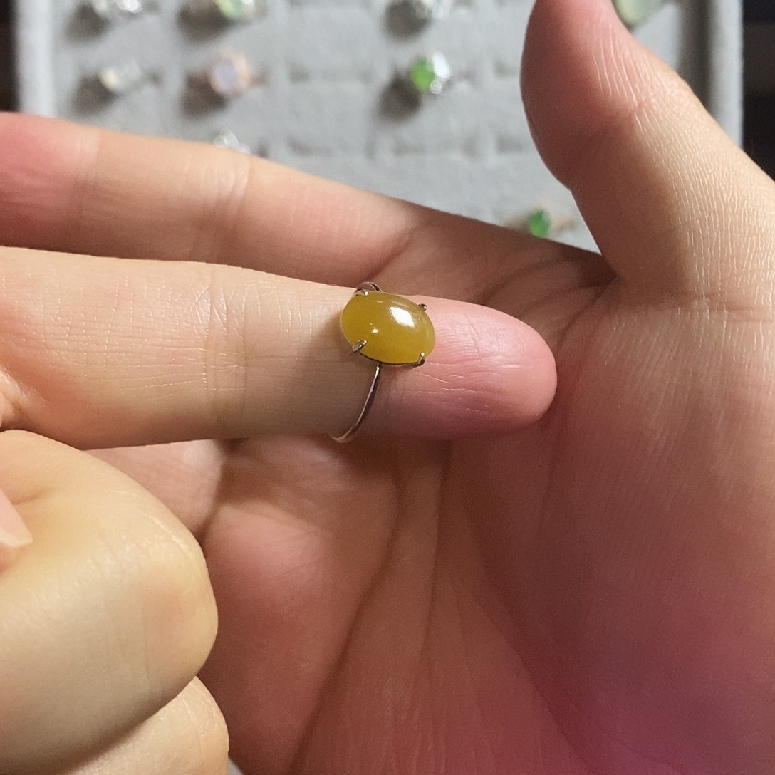 翡翠未镶嵌戒指翡翠戒指