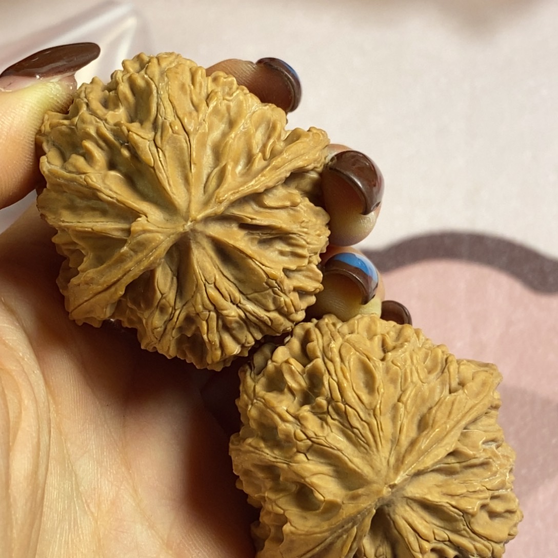 文玩核桃吊坠40苹果园80