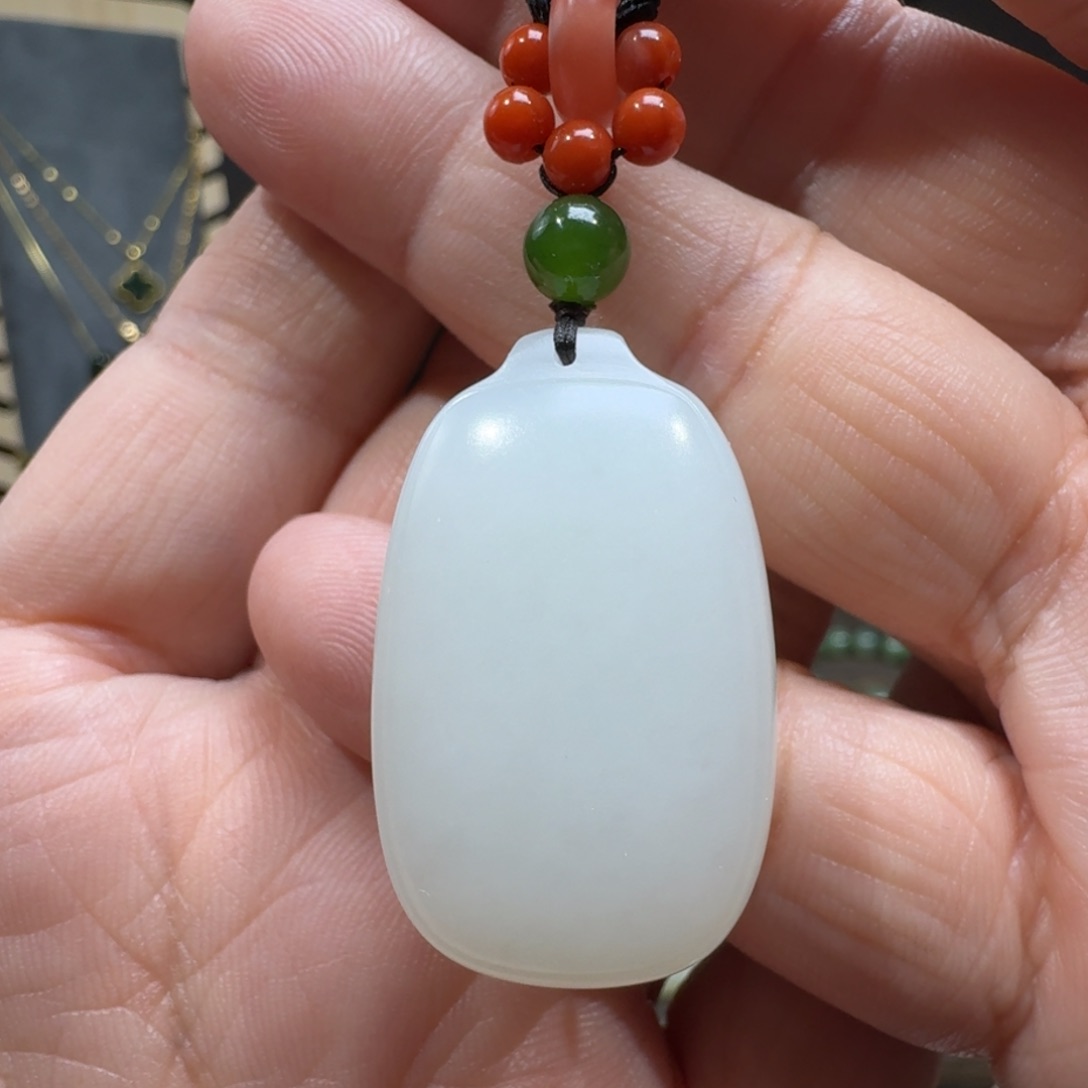 和田玉挂件未镶嵌