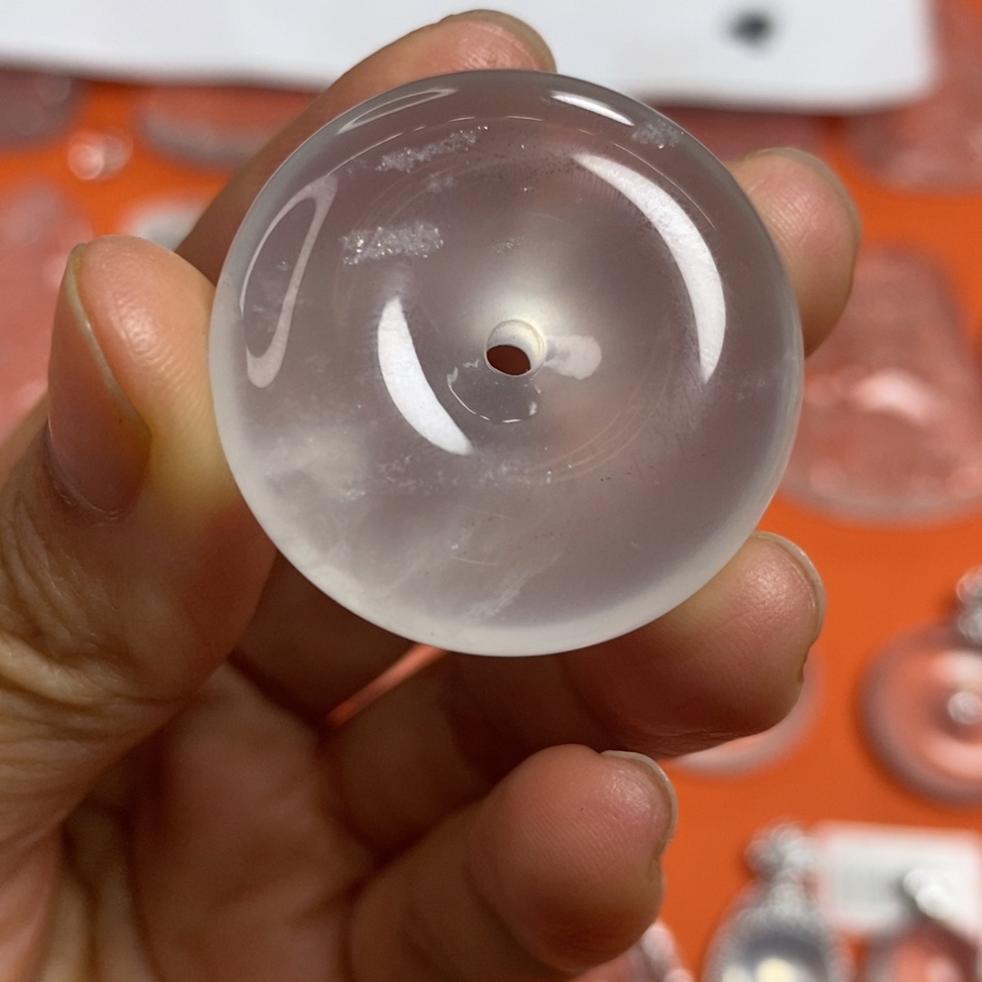 石英质玉颈饰未镶嵌