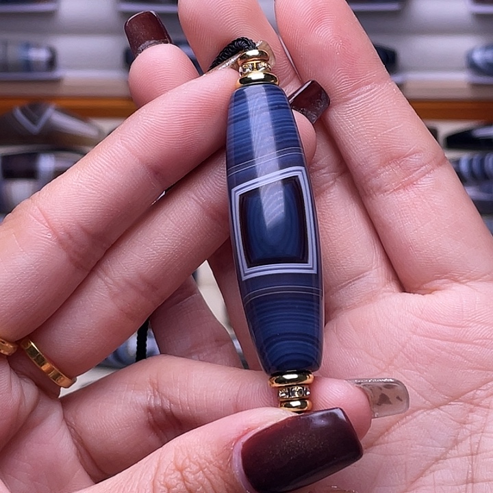 金***墩玛瑙/玉髓未镶嵌颈饰