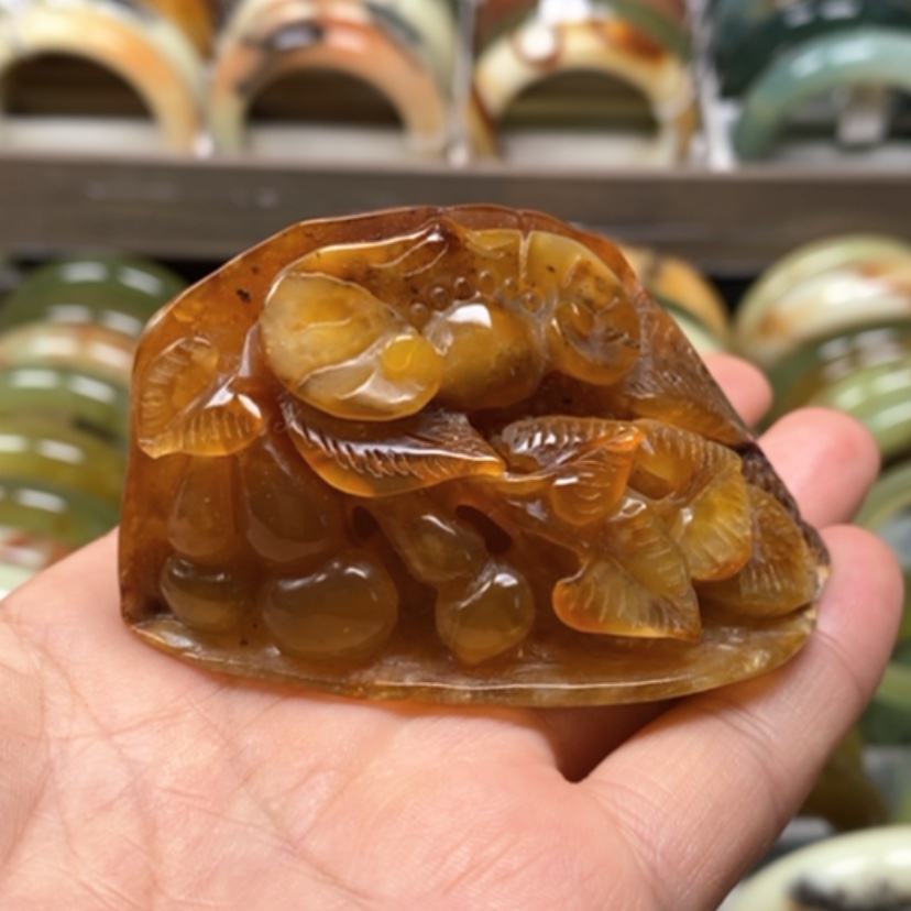 【闪购商品】蛇纹石玉未镶嵌手镯