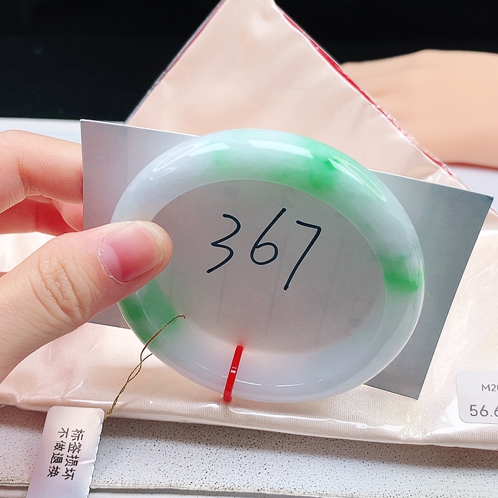 翡翠手镯未镶嵌缅甸天然a货手镯56+