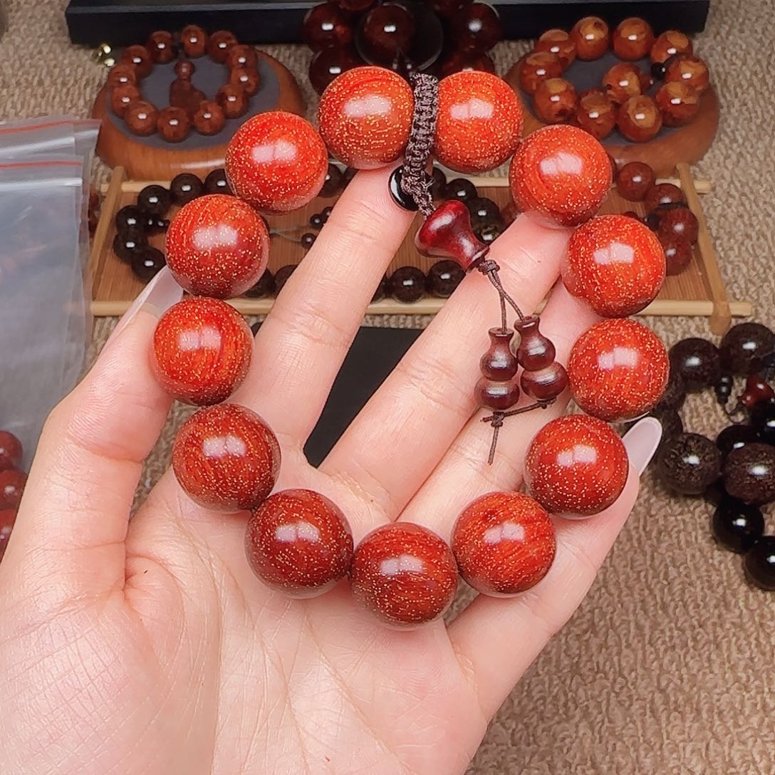 檀香紫檀（小叶紫檀）Q1.8