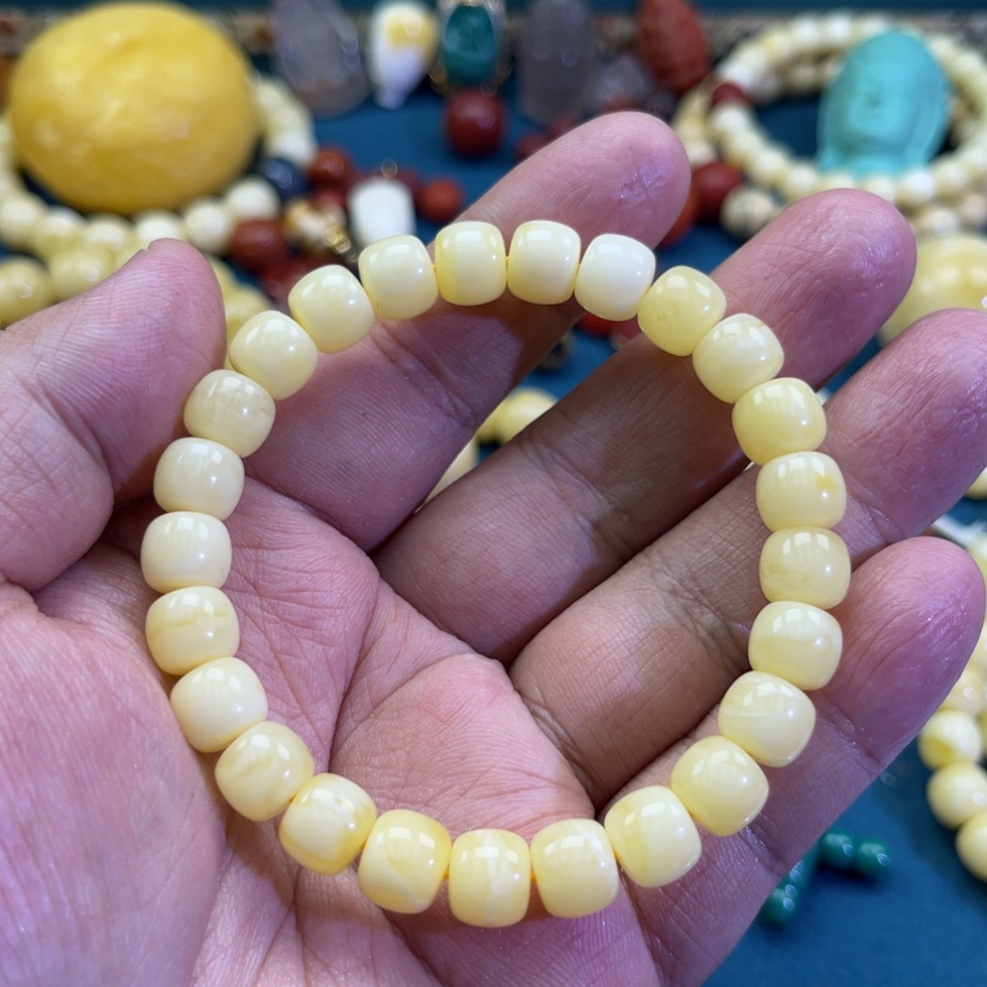 琥珀未镶嵌珠宝奇石61