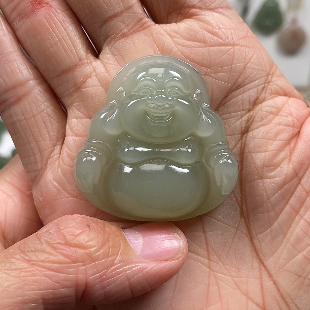 和田玉颈饰未镶嵌卡40