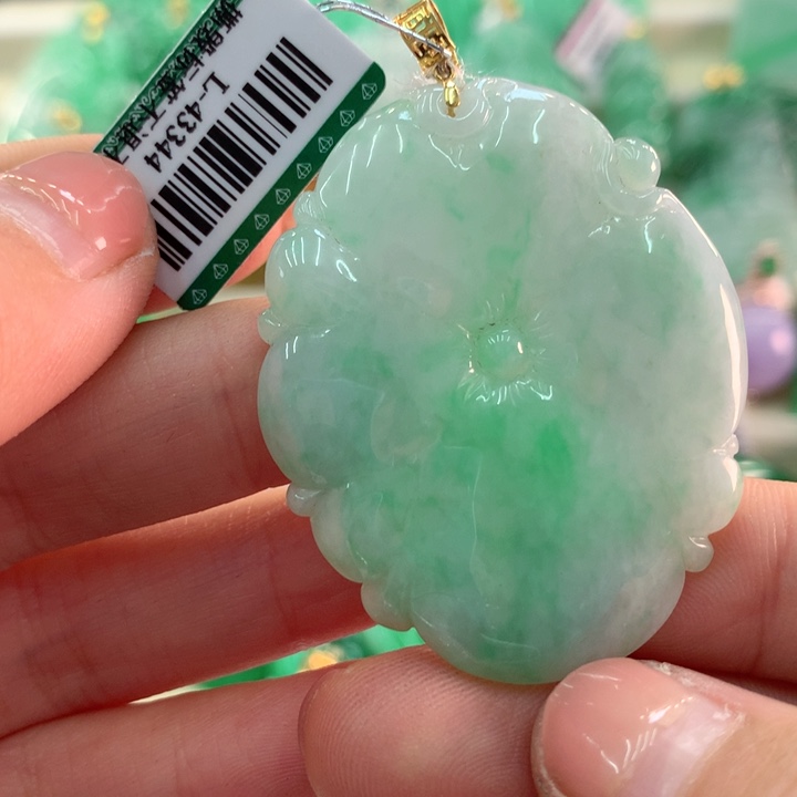 翡翠吊坠(不含链)18K金镶嵌