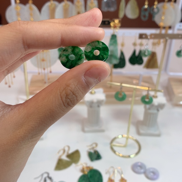 未镶嵌翡翠耳饰耳饰