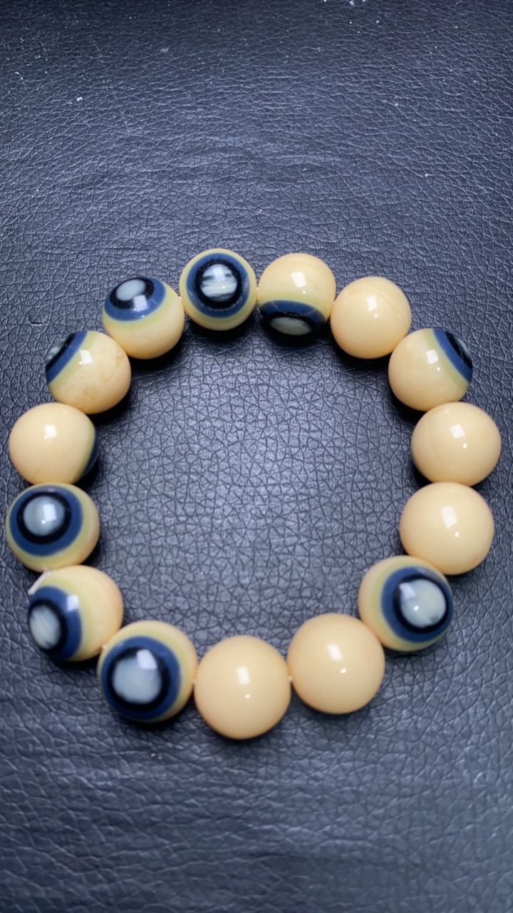 b 875 14  蓝眼睛手串