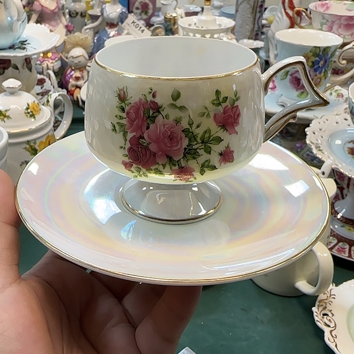 鹿与海陶瓷有限公司