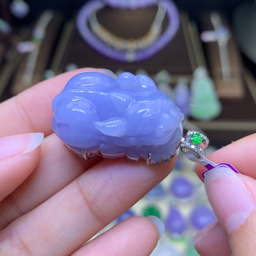 翡翠颈饰18K金镶嵌天然