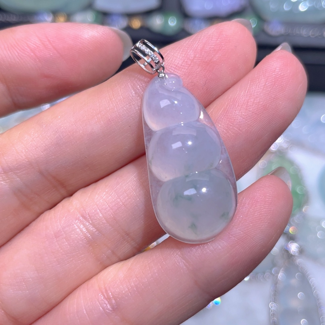 颈饰18K金镶嵌翡翠翡翠