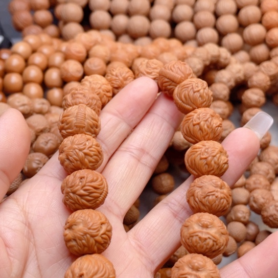 猴头核桃手串心***光黑悟空