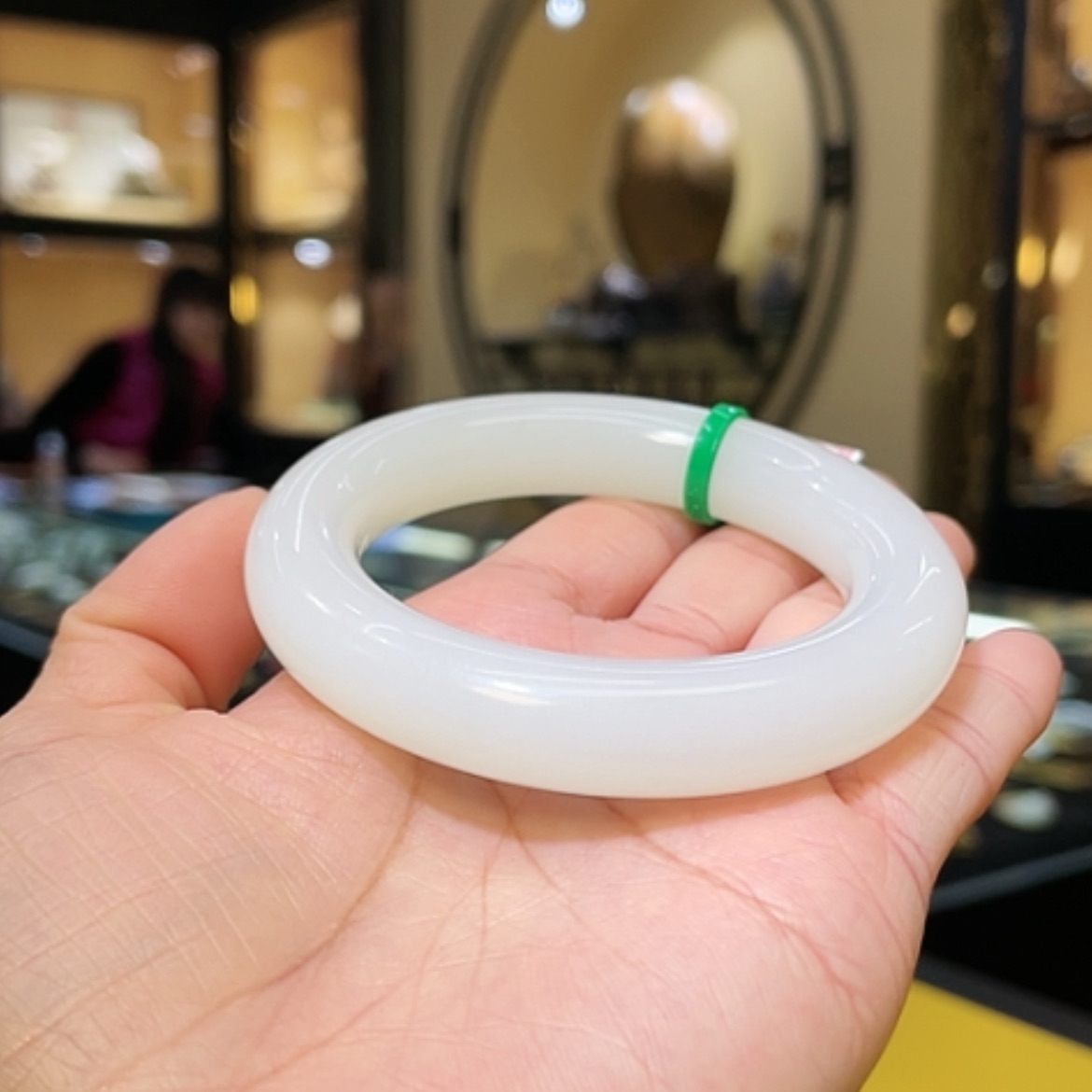 【闪购商品】和田玉手镯未镶嵌51.6#70g