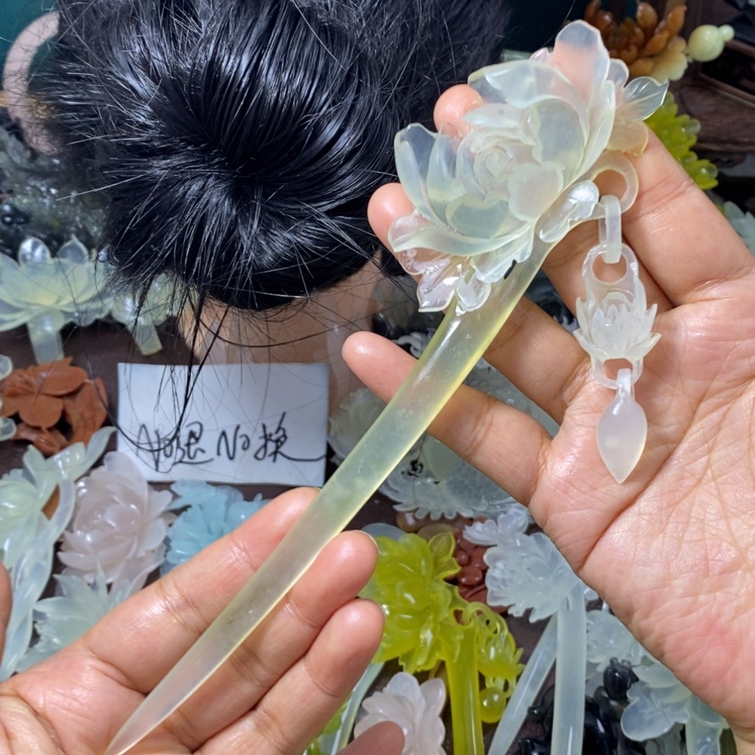 蛇纹石玉未镶嵌发饰