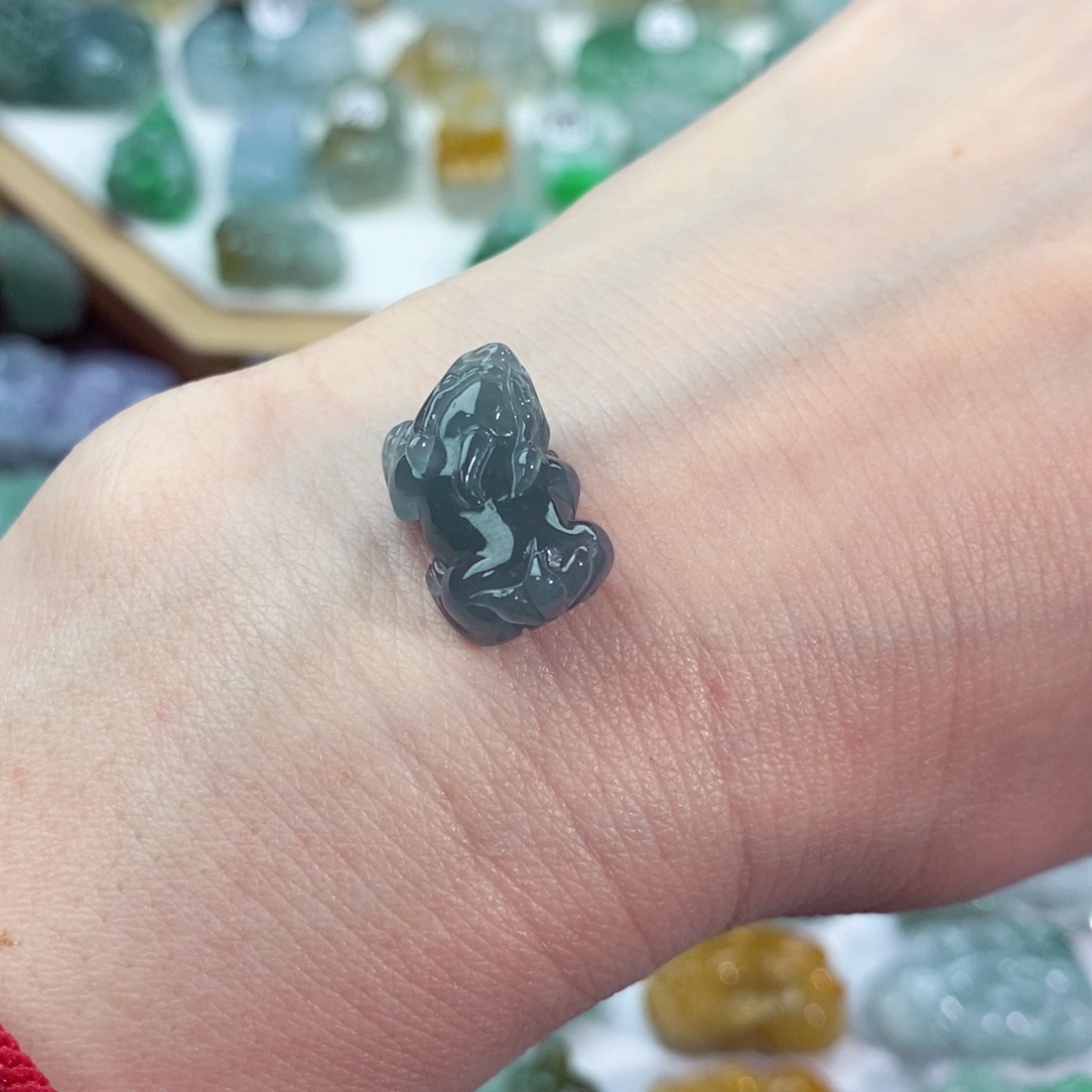 翡翠未镶嵌颈饰天然