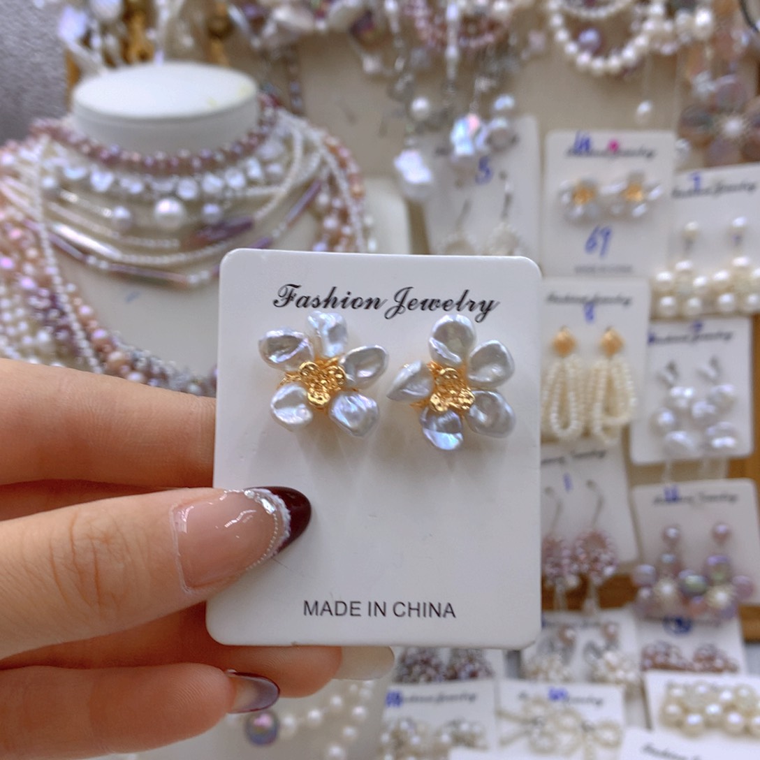 淡水珍珠耳饰合金