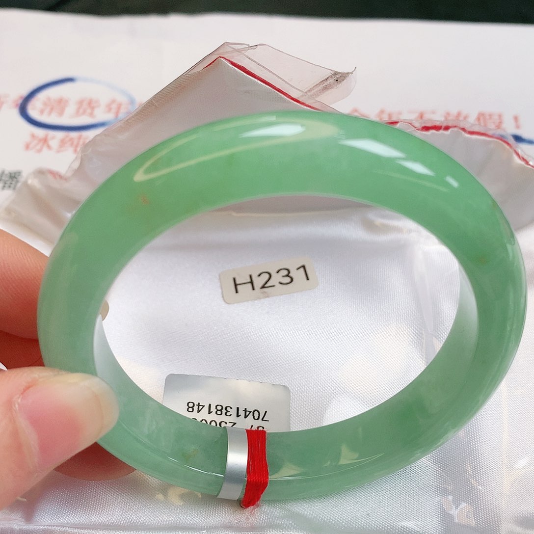 【闪购商品】翡翠手镯未镶嵌缅甸天然a货翡翠