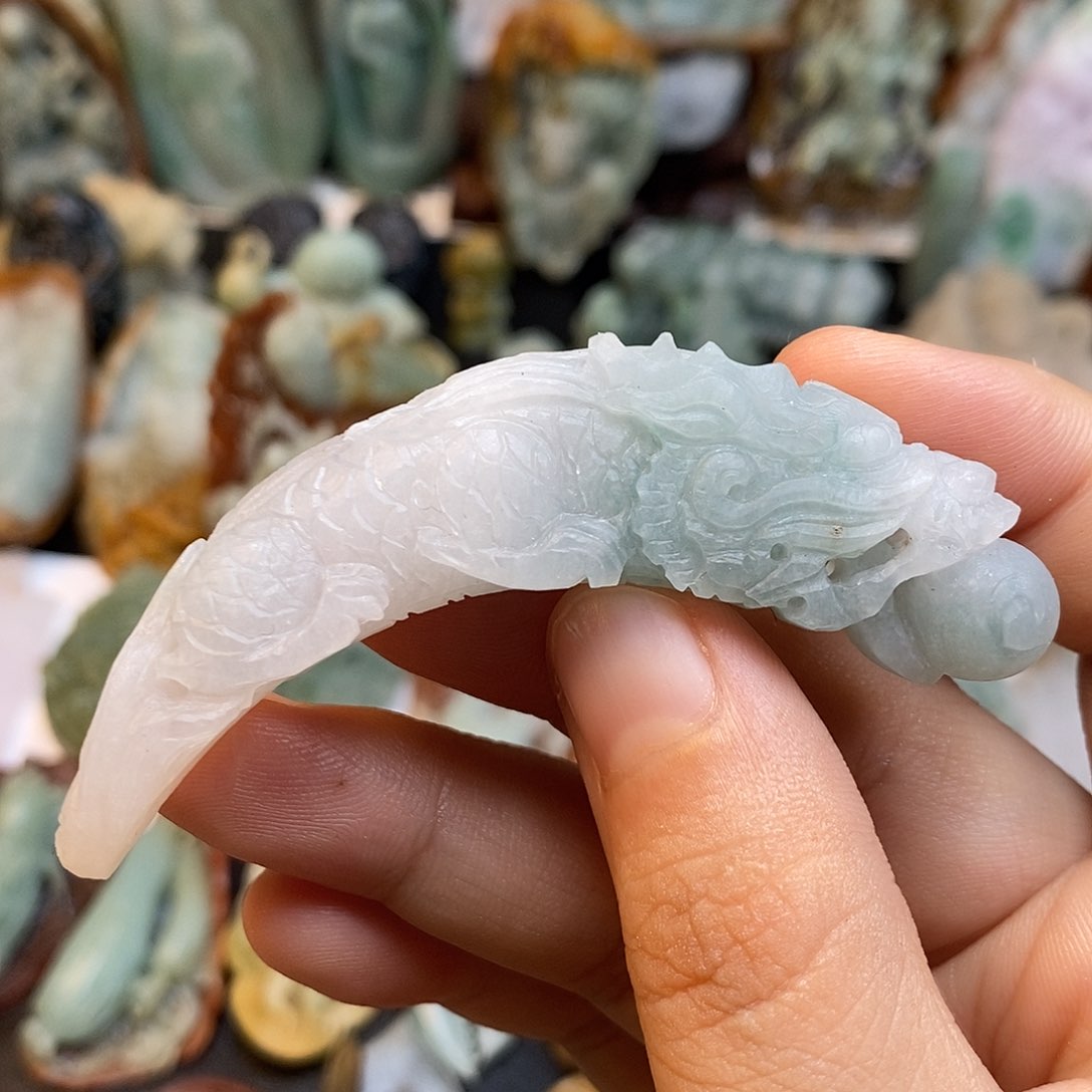 定制翡翠未镶嵌特色76