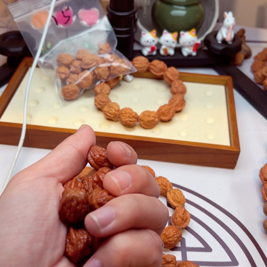 文玩核桃手串小*辉蛤蟆头