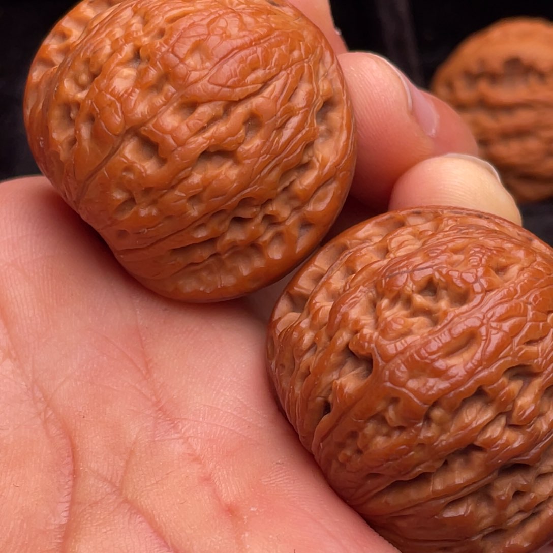 文玩核桃把件秦岭山脉核桃
