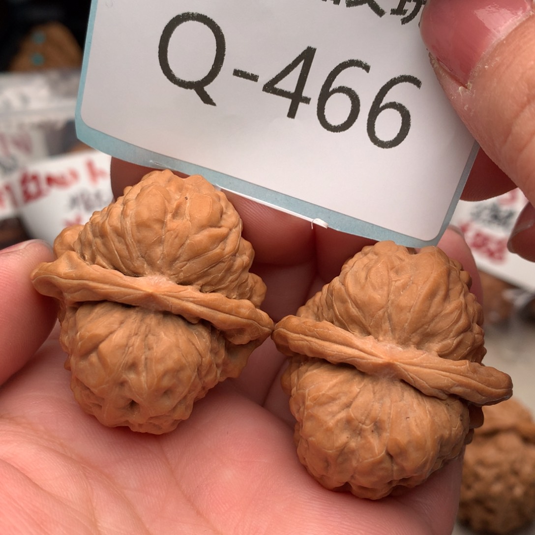 文玩核桃把件38蛙………