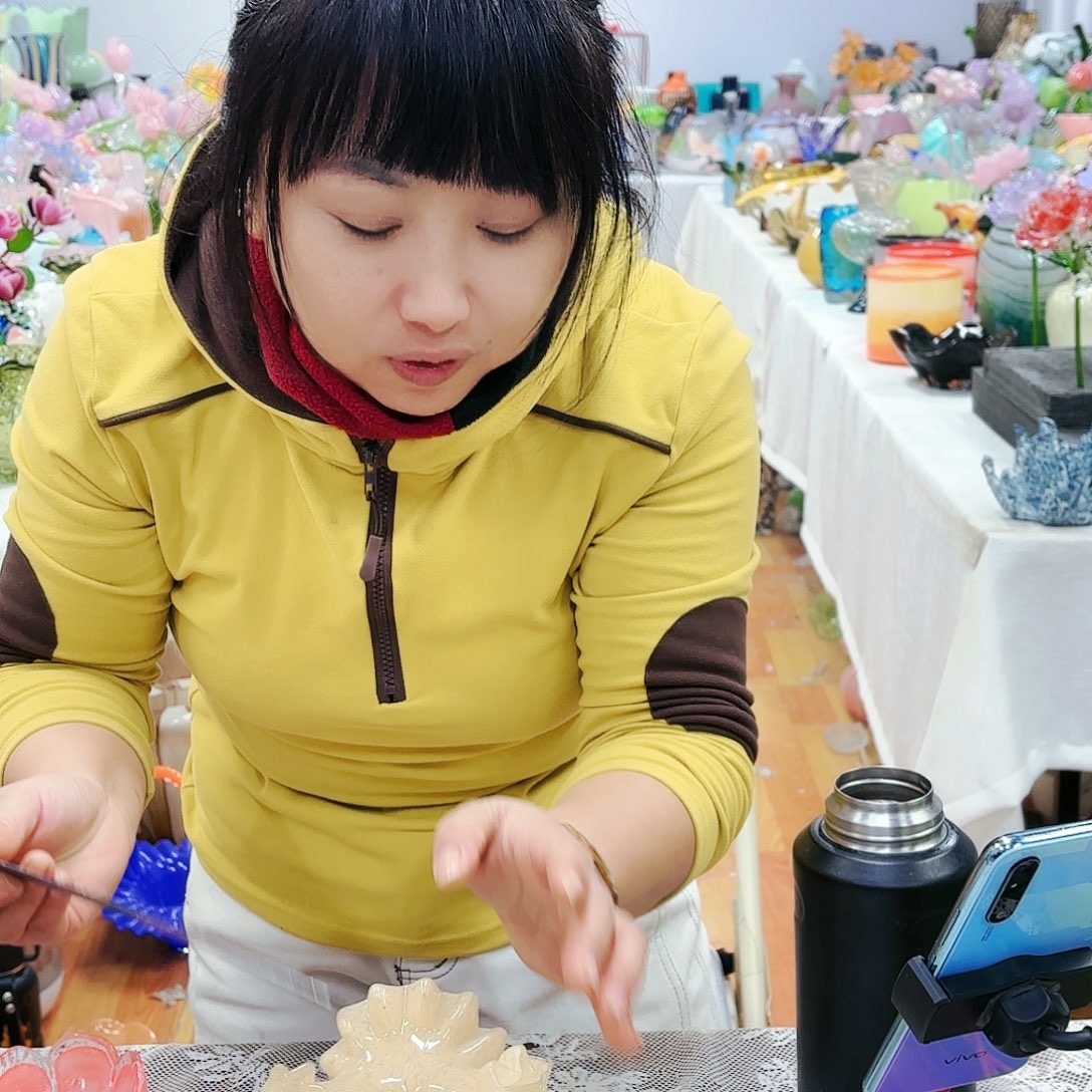 福利品不退不换琉璃摆件