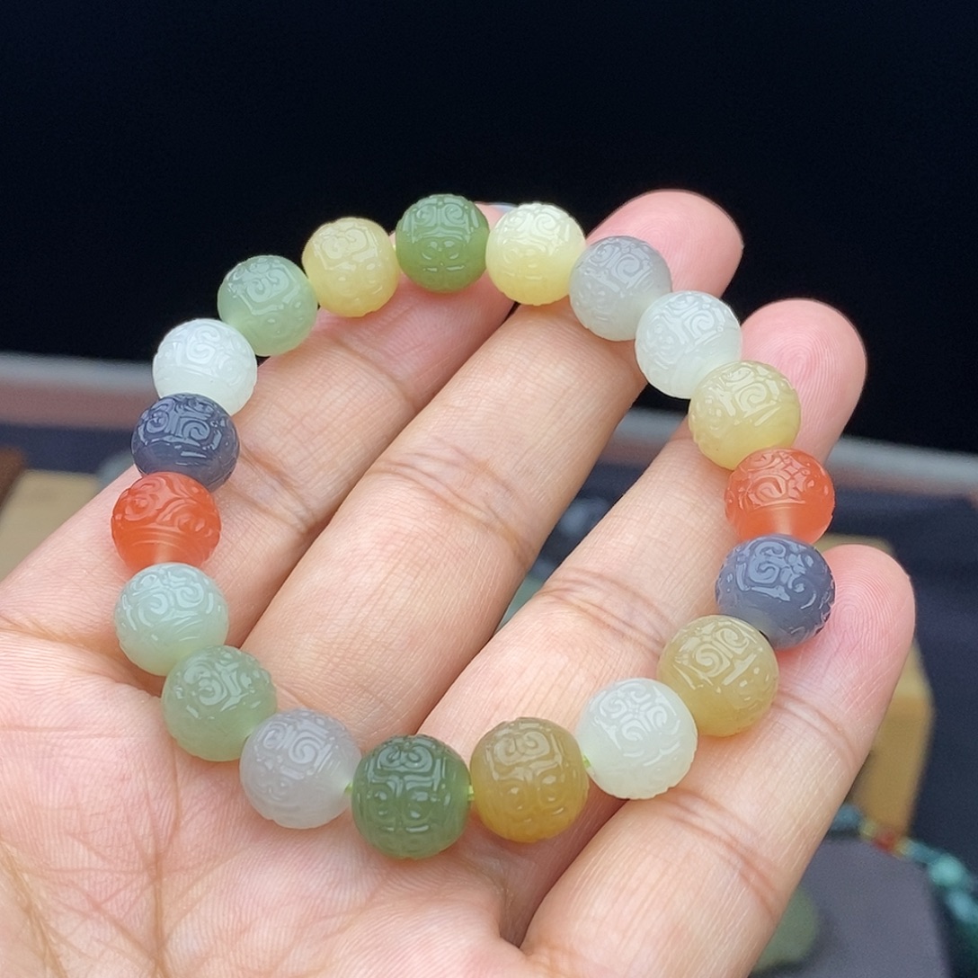 和田玉未镶嵌手串