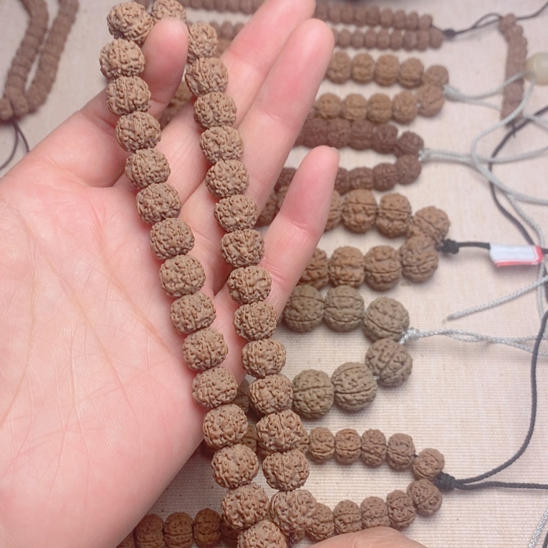 金刚菩提吊坠平细11手持