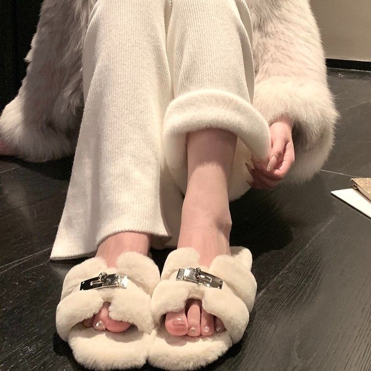 香香STUDIO|老钱风法式金属扣毛毛拖