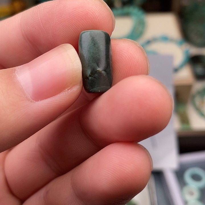 绿松石未镶嵌吊坠