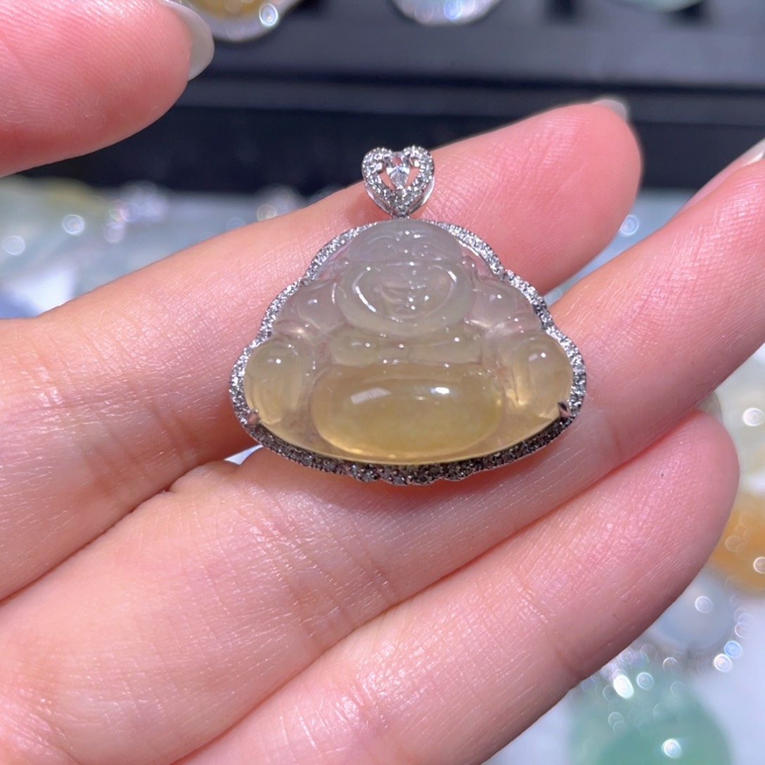 颈饰18K金镶嵌翡翠翡翠