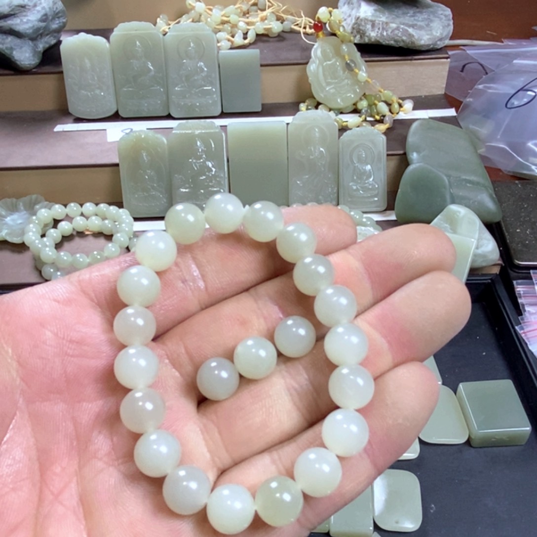 颈饰未镶嵌和田玉顺**张07