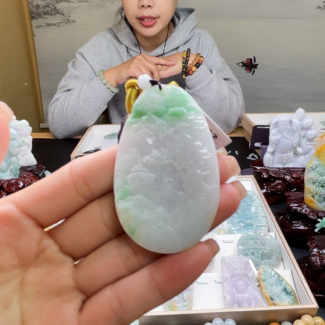 翡翠吊坠(不含链)未镶嵌