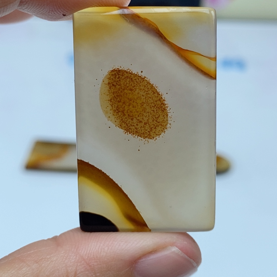 玛瑙/玉髓未镶嵌珠宝半成品