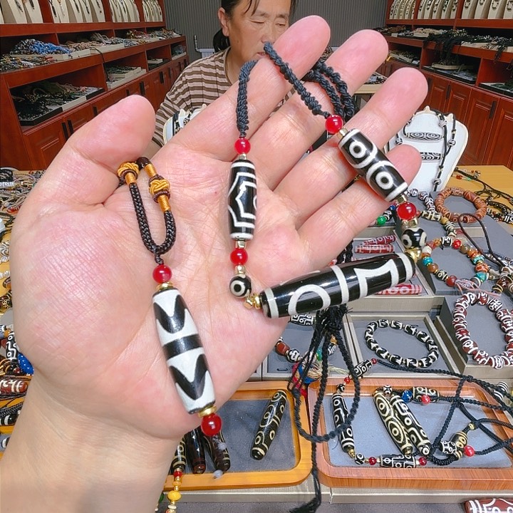 未镶嵌玛瑙/玉髓珠宝奇石