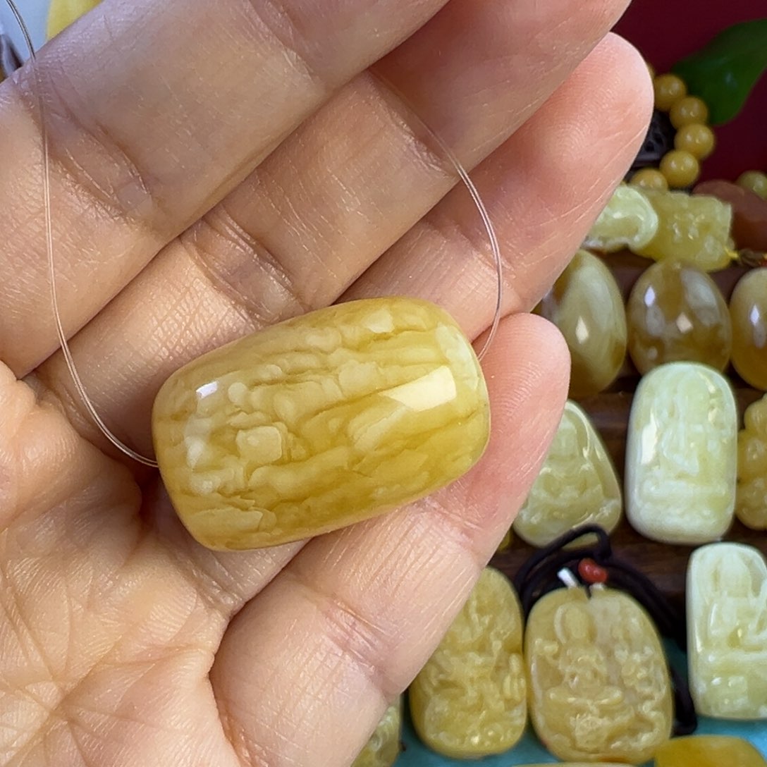 蜜蜡颈饰未镶嵌蜜蜡