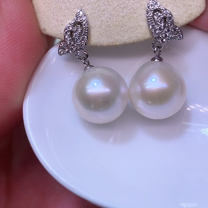 银S925镶嵌耳饰淡水珍珠