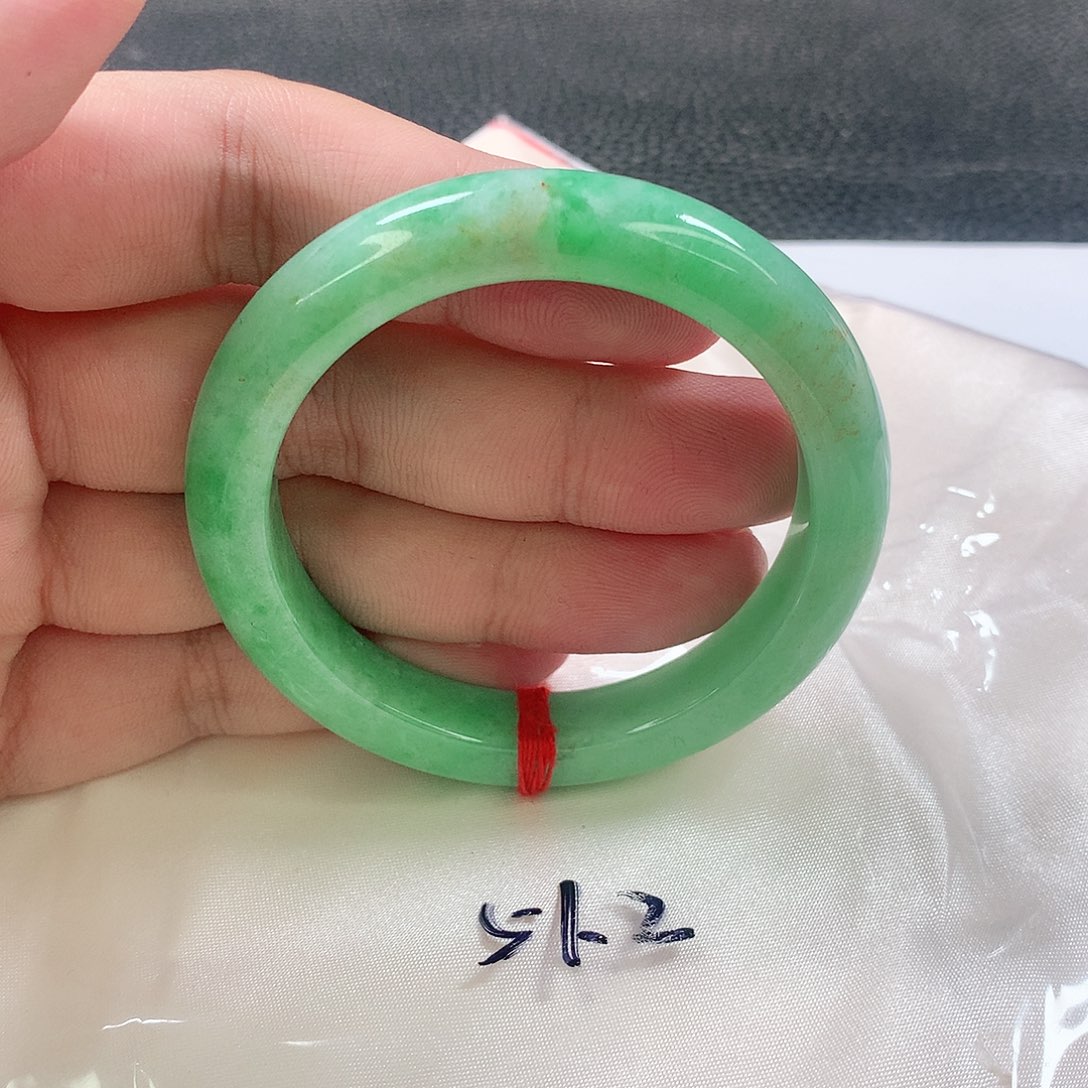 未镶嵌手镯翡翠370号