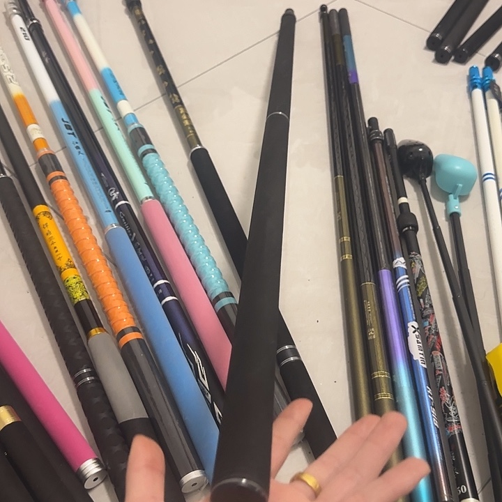 2.1内防转抄网杆纯黑