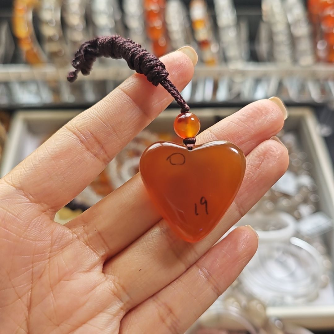 迪***呀玛瑙/玉髓未镶嵌手串