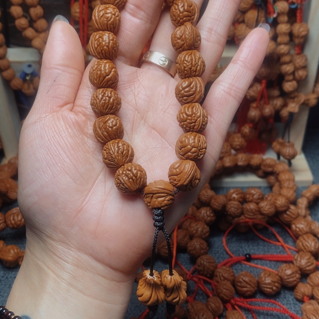 吊坠桃核龙纹桃枭